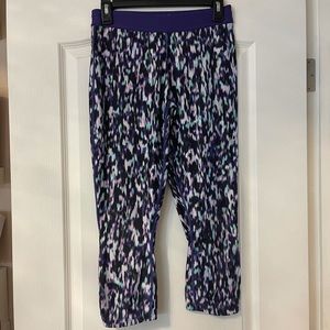 Nike Dri Fit Relay Fleck Print Running Crop Tights